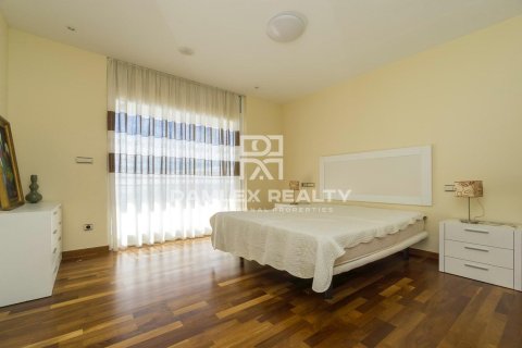 Huvila myytävänä Lloret de Mar, Girona, Espanja, 4 makuuhuonetta, 423 m2 No. 176712 - kuva 26