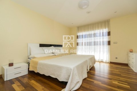 Huvila myytävänä Lloret de Mar, Girona, Espanja, 4 makuuhuonetta, 423 m2 No. 176712 - kuva 24