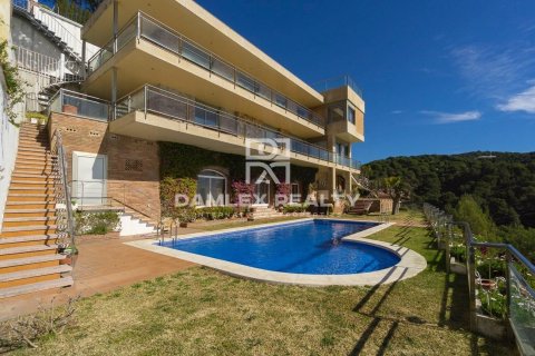 Huvila myytävänä Lloret de Mar, Girona, Espanja, 4 makuuhuonetta, 423 m2 No. 176712 - kuva 4