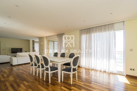 Huvila myytävänä Lloret de Mar, Girona, Espanja, 4 makuuhuonetta, 423 m2 No. 176712 - kuva 8