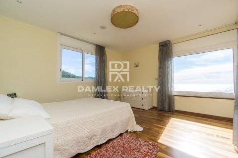 Huvila myytävänä Lloret de Mar, Girona, Espanja, 4 makuuhuonetta, 423 m2 No. 176712 - kuva 19