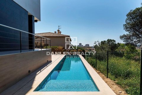 Huvila myytävänä Platja D'aro, Girona, Espanja, 6 makuuhuonetta, 443 m2 No. 176708 - kuva 4