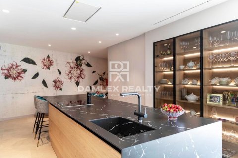 Huvila myytävänä Platja D'aro, Girona, Espanja, 6 makuuhuonetta, 443 m2 No. 176708 - kuva 24