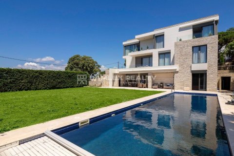 Talo myytävänä Lloret de Mar, Girona, Espanja, 4 makuuhuonetta, 651 m2 No. 176711 - kuva 5