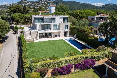 Talo myytävänä Lloret de Mar, Girona, Espanja, 4 makuuhuonetta, 651 m2 No. 176711 - kuva 8