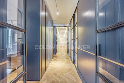 Apartment à vendre à Madrid, Espagne, 4 chambres, 380 m2 No. 157498 - photo 19