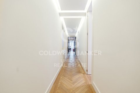 Apartment à vendre à Madrid, Espagne, 4 chambres, 380 m2 No. 157498 - photo 24