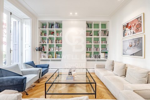 Apartment à vendre à Madrid, Espagne, 4 chambres, 380 m2 No. 157498 - photo 6