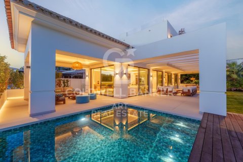 House for sale in Marbella, Malaga, Spain 5 bedrooms, 446 sq.m. No. 157494 - photo 4