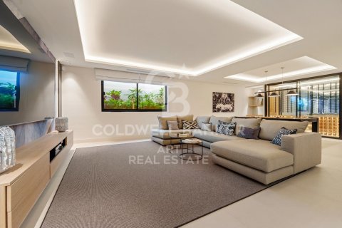 House for sale in Marbella, Malaga, Spain 5 bedrooms, 446 sq.m. No. 157494 - photo 12