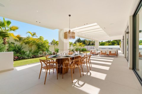 House for sale in Marbella, Malaga, Spain 5 bedrooms, 446 sq.m. No. 157494 - photo 15