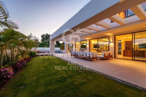 House for sale in Marbella, Malaga, Spain 5 bedrooms, 446 sq.m. No. 157494 - photo 6