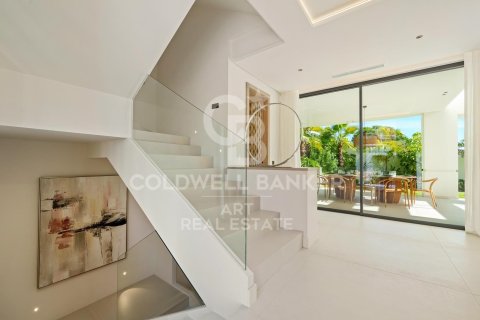 House for sale in Marbella, Malaga, Spain 5 bedrooms, 446 sq.m. No. 157494 - photo 14