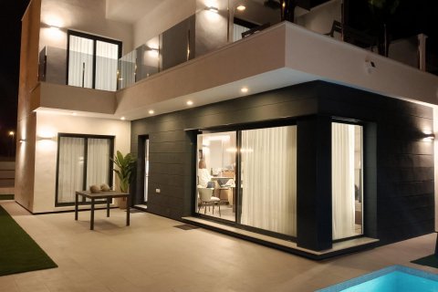 Villa en venta Roda, Murcia, España 3 dormitorios, 132 m2 No. 75941 - foto 2
