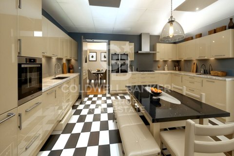 Продажа квартиры в Барселона, Испания 5 спален, 214м2 №157124 - фото 12