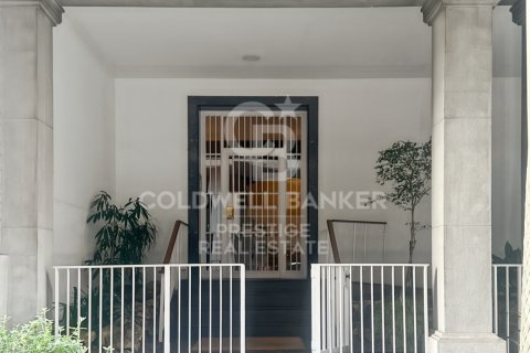 Продажа квартиры в Барселона, Испания 5 спален, 214м2 №157124 - фото 26
