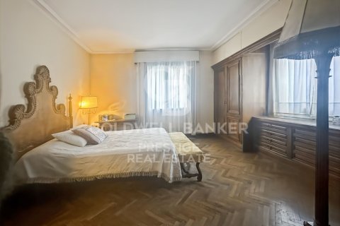 Продажа квартиры в Барселона, Испания 5 спален, 214м2 №157124 - фото 18