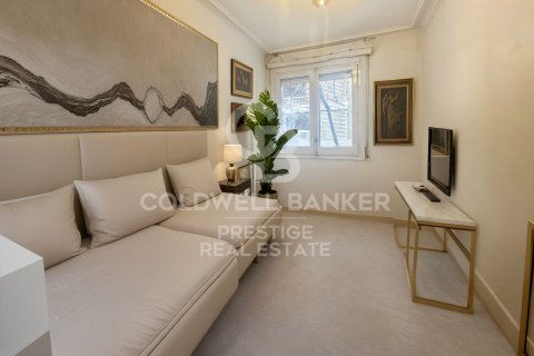 Продажа квартиры в Барселона, Испания 5 спален, 214м2 №157124 - фото 21