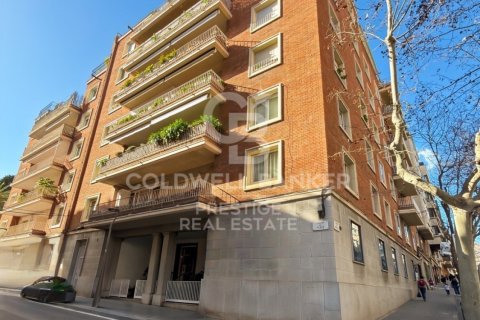 Продажа квартиры в Барселона, Испания 5 спален, 214м2 №157124 - фото 28