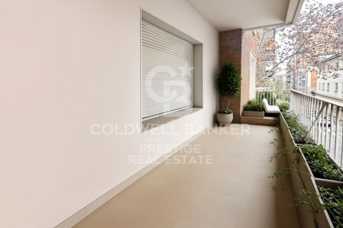 Продажа квартиры в Барселона, Испания 5 спален, 214м2 №157124 - фото 3