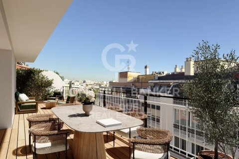 Kattohuoneisto Madrid, Espanja 4 makuuhuonetta, 360 m2 No. 157121