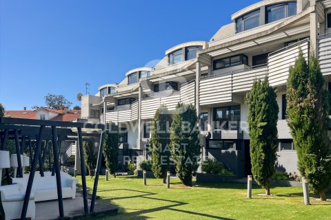 Tvåvåningslägenhet i A Coruna, Spanien 2 sovrum, 93 kvm. Nr. 157122