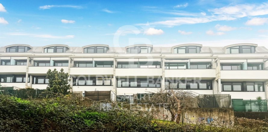 Paritalo A Coruna, Espanja 2 makuuhuonetta, 93 m2 No. 157122