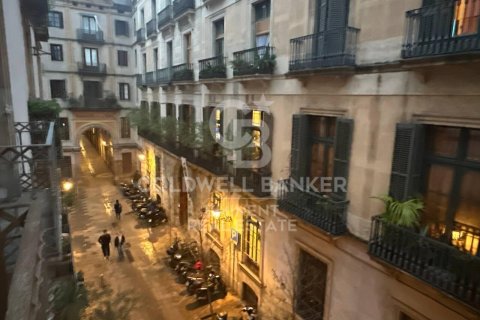 Apartment in Barcelona, Spain 6 bedrooms, 153 sq.m. No. 157125