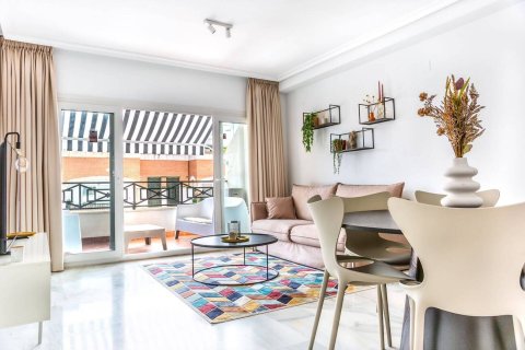 Appartamento a Calpe, Alicante, Spagna 2 camere da letto, 90 mq. N° 196988