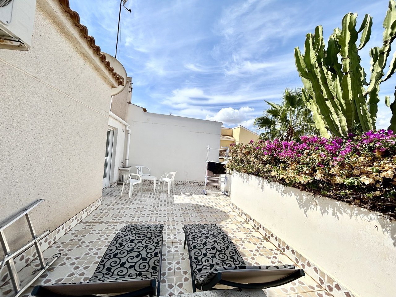 Kaupunkipientalo Playa Flamenca II, Alicante, Espanja 2 makuuhuonetta, 67 m2 No. 196991