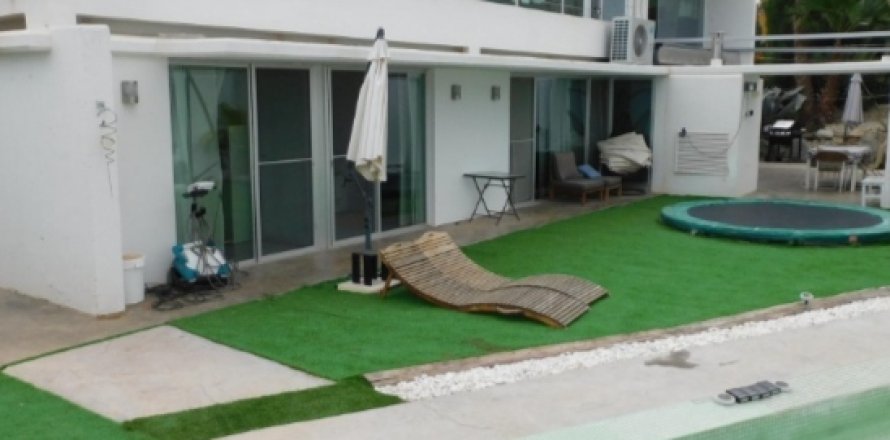 Villa Alicante, España 6 dormitorios, 280 m2 No. 133259
