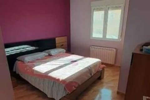 Apartment for sale Valencia, Spain 3 bedrooms, 84 sq.m. No. 133257 - photo 2