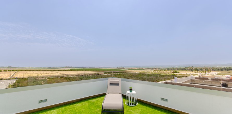 Villa a Alicante, Spagna 3 camere da letto, 138 mq. N° 134679