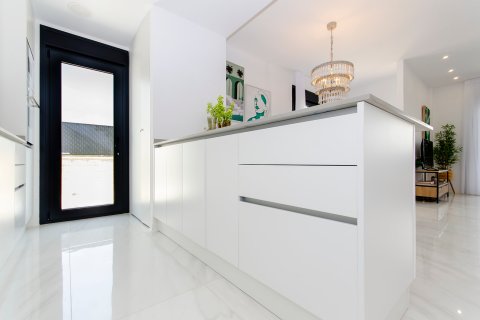 Villa in vendita a Alicante, Spagna 3 camere da letto, 138 mq. N° 134679 - foto 15