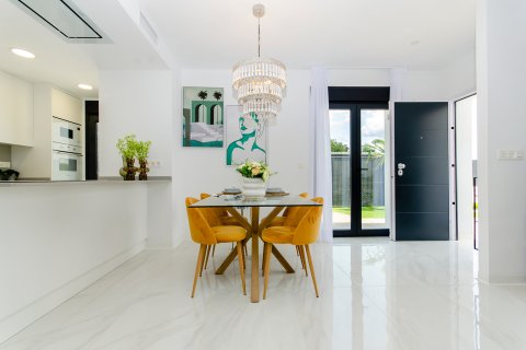 Villa in vendita a Alicante, Spagna 3 camere da letto, 138 mq. N° 134680 - foto 21