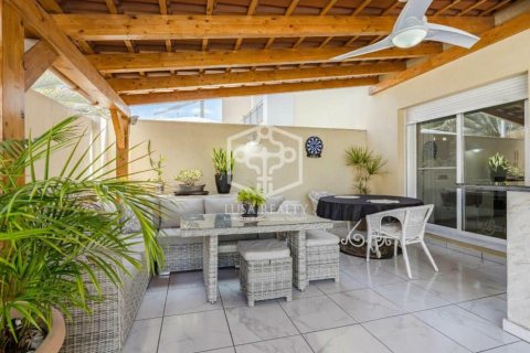 Townhouse for sale Adeje, Tenerife, Spain 3 bedrooms, 339 sq.m. No. 133243 - photo 1