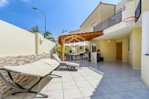 Townhouse for sale Adeje, Tenerife, Spain 3 bedrooms, 339 sq.m. No. 133243 - photo 2