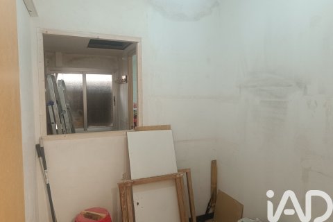 Продажа коммерческой недвижимости в Барселона, Испания 2 спальни, 57м2 №185319 - фото 20
