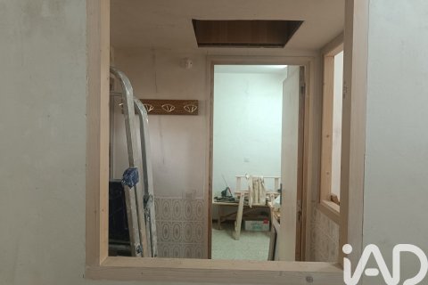 Продажа коммерческой недвижимости в Барселона, Испания 2 спальни, 57м2 №185319 - фото 11