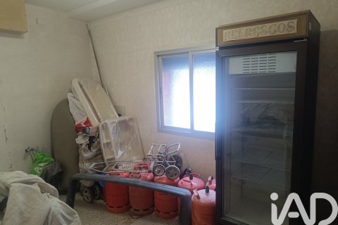 Продажа коммерческой недвижимости в Барселона, Испания 2 спальни, 57м2 №185319 - фото 6