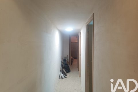 Продажа коммерческой недвижимости в Барселона, Испания 2 спальни, 57м2 №185319 - фото 12