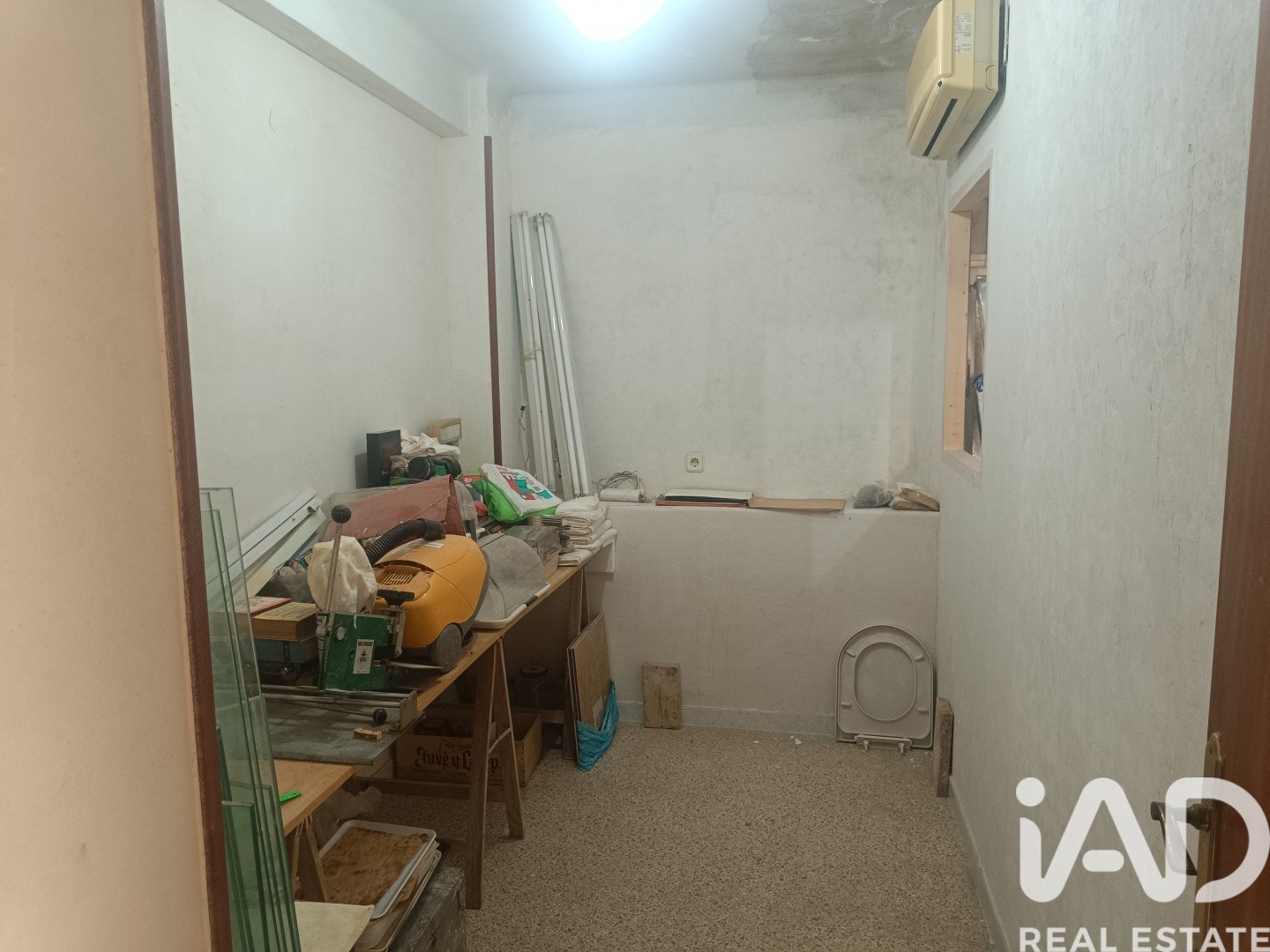 Lokal usługowy w Barcelona, Hiszpania 2 sypialnie, 57 mkw. nr 185319
