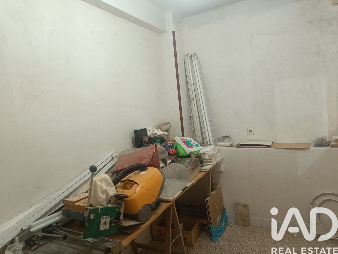 Lokal usługowy w Barcelona, Hiszpania 2 sypialnie, 57 mkw. nr 185319