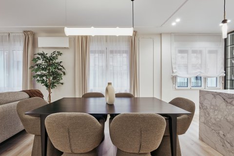 Apartment for sale in Madrid, Spain 3 bedrooms, 122 sq.m. No. 180088 - photo 5