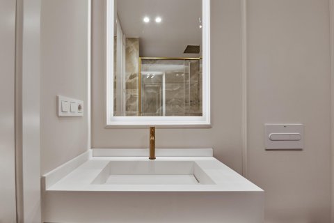 Apartment for sale in Madrid, Spain 3 bedrooms, 122 sq.m. No. 180088 - photo 25