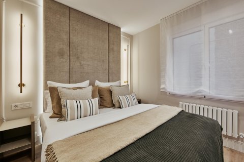 Apartment for sale in Madrid, Spain 3 bedrooms, 122 sq.m. No. 180088 - photo 10