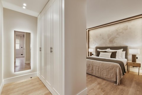 Apartamento en venta en Madrid, España 3 dormitorios, 96 m2 No. 180086 - foto 17