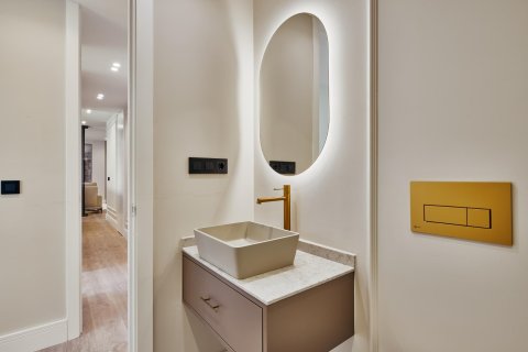 Apartamento en venta en Madrid, España 3 dormitorios, 96 m2 No. 180086 - foto 26