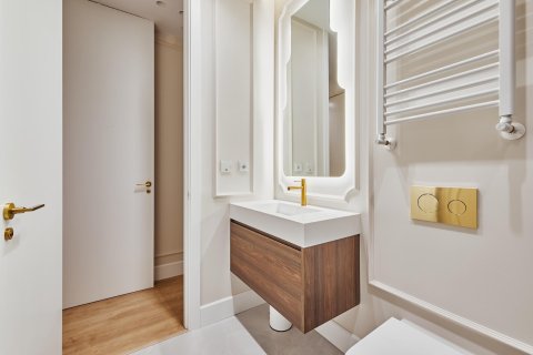 Appartamento in vendita a Madrid, Spagna 3 camere da letto, 134 mq. N° 180089 - foto 24