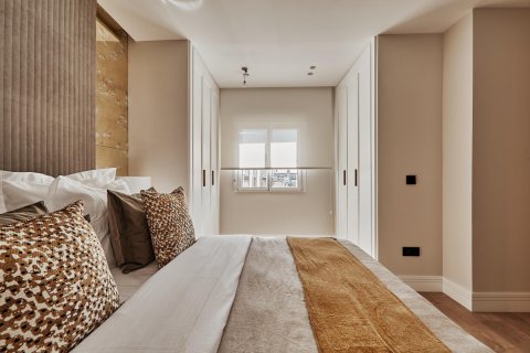 Dzīvoklis pārdošanā Madrid, Spānijā 3 istabas, 122 m2 Nr. 180091 - attēls 15